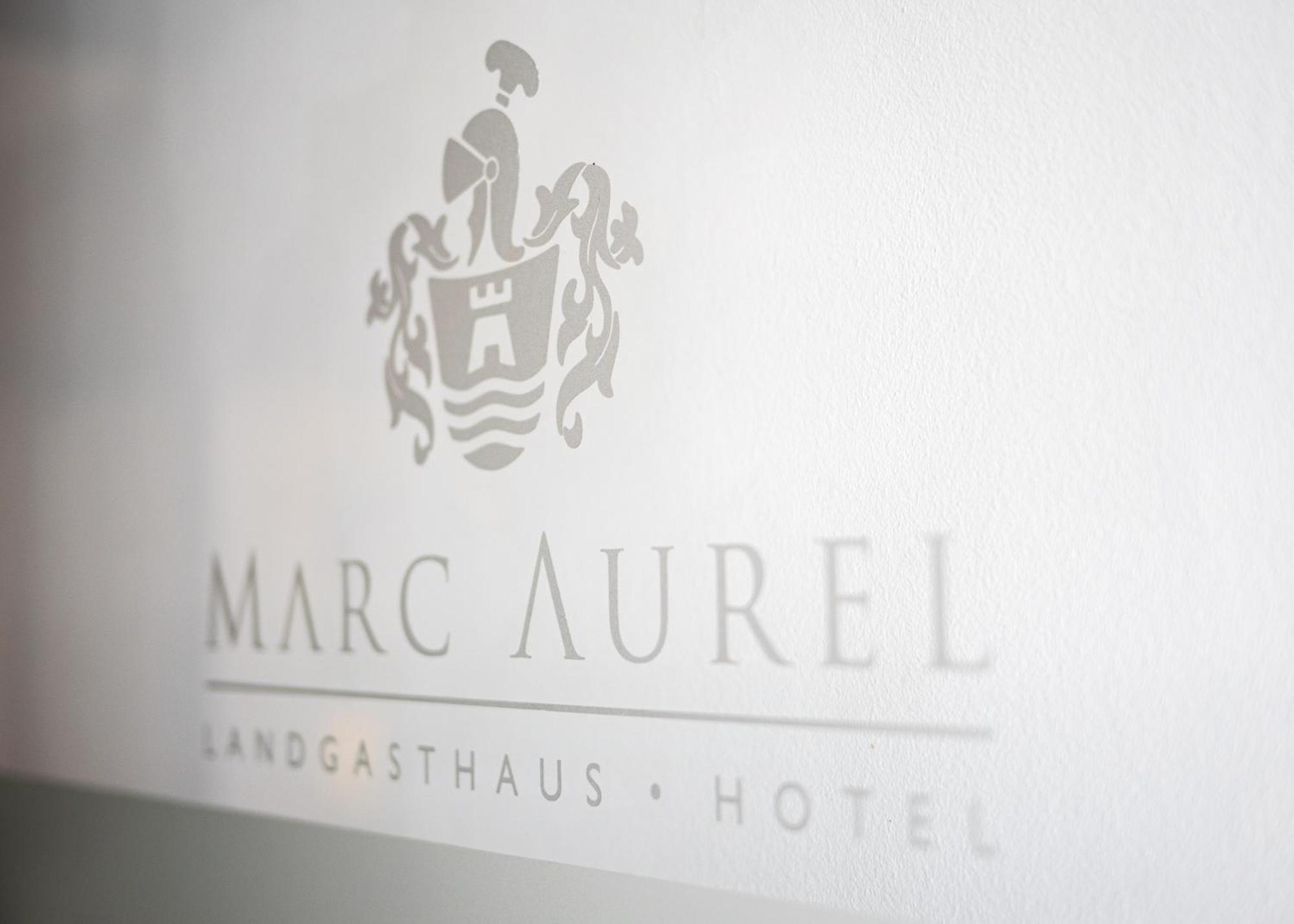 Hotel Marc Aurel Petronell Exterior photo